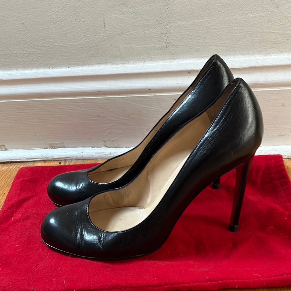 Christian Louboutin Black pumps